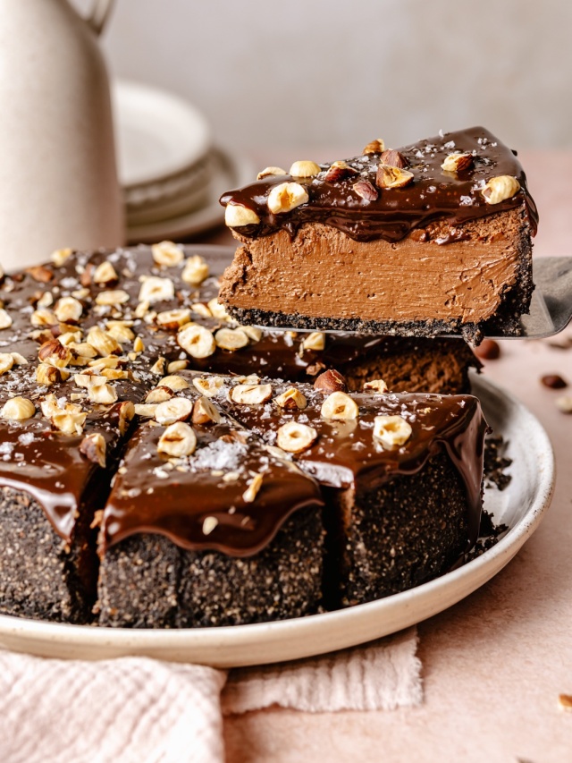 Dark Chocolate Cheesecake with Oreo Crust & Nutella Ganache